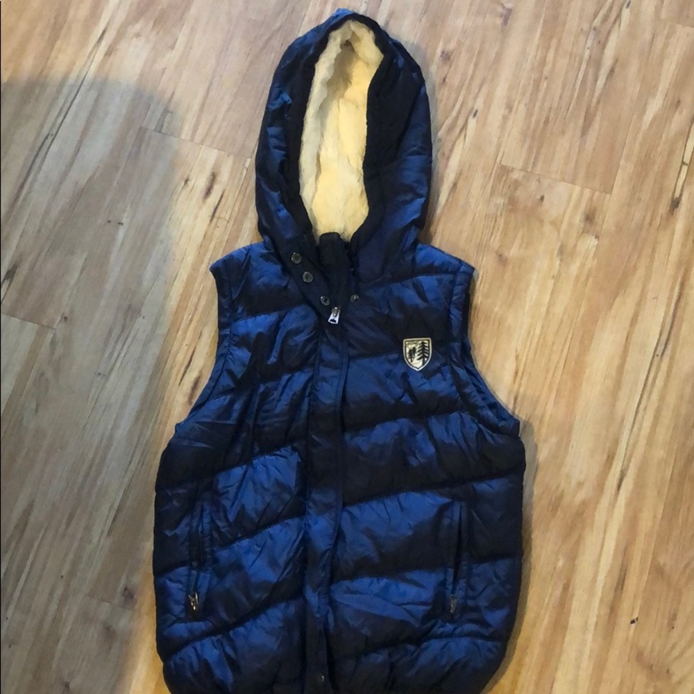 American Eagle Vest
